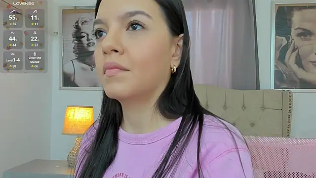 Snapshot of Beautyari_ chatting on 10-07-25, 12:13 Beautyari  online show from 10-07-25, 12:13