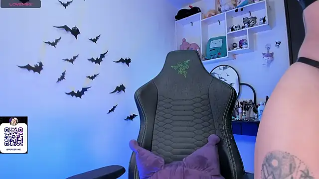 damnliciousss online show from 12-01-25, 12:26