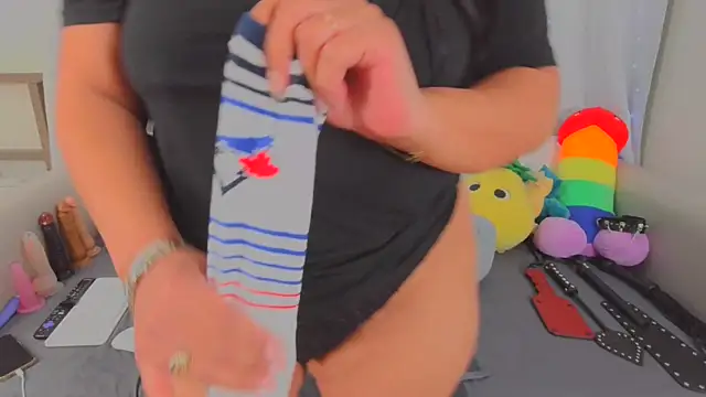 MeghanXO online show from 04-09-26, 02:00