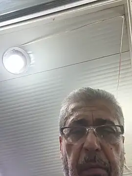 semir4282 online show from 12-14-25, 04:45