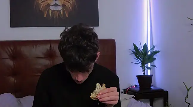 DanielCrush1 online show from 02-12-25, 12:37