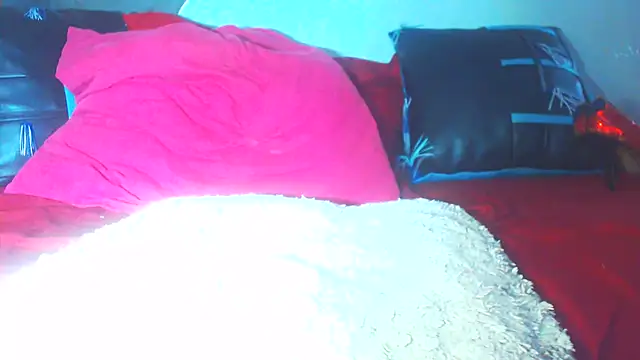 Queenofthenightx online show from 02-06-25, 04:21