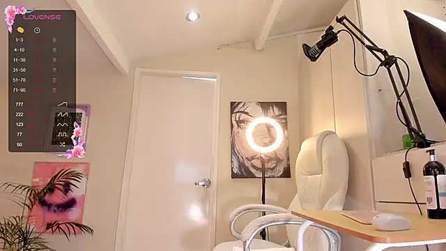 Snapshot of catalinasaiz chatting on 01-31-25, 02:49 catalinasaiz online show from 01-31-25, 02:49