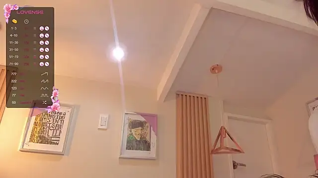 Snapshot of catalinasaiz chatting on 02-25-25, 05:04 catalinasaiz online show from 02-25-25, 05:04