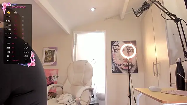 Snapshot of catalinasaiz chatting on 03-17-25, 02:23 catalinasaiz online show from 03-17-25, 02:23