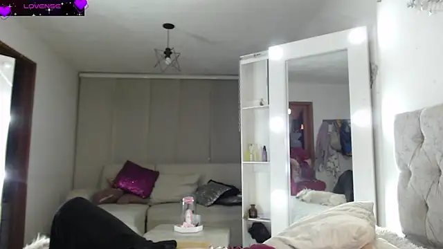 Myrnasexxx online show from 05-15-26, 04:19