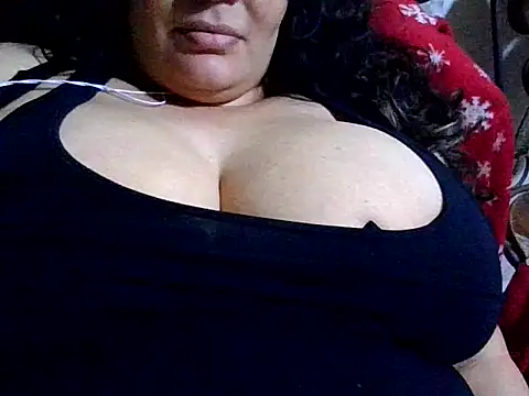 Snapshot of Kosem4 chatting on 12-02-25, 05:02 Kosem4 online show from 12-02-25, 05:02