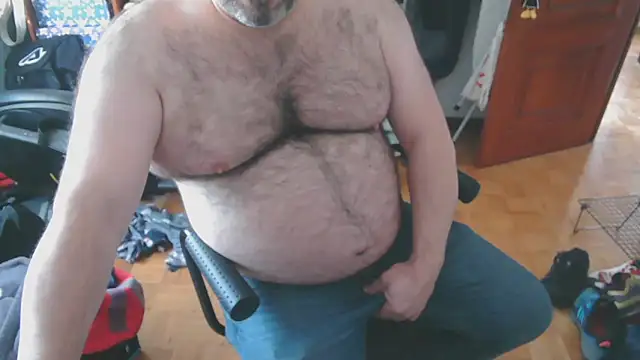 mikeyhotbear online show from 01-21-25, 11:13