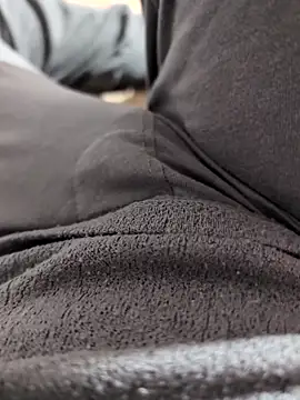 Elixire1 online show from 11-03-25, 04:41