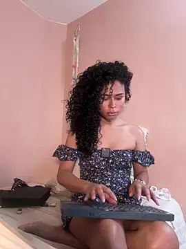 GabriSaenz online show from 12-03-24, 04:06