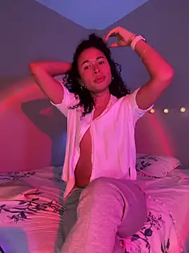 GabriSaenz online show from 01-24-25, 11:12