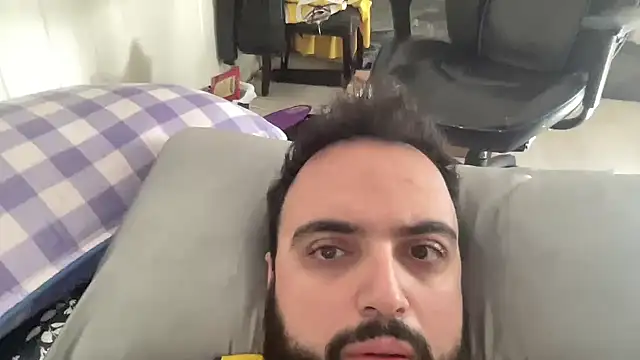 Snapshot of Jonnybigccookk69 chatting on 10-22-25, 07:02 Jonnybigccookk69 online show from 10-22-25, 07:02