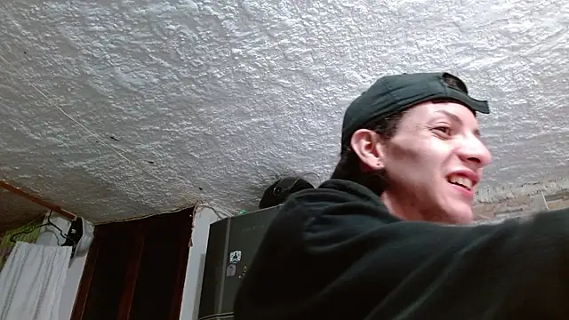 Snapshot of omar_alurba chatting on 01-14-26, 09:42 omar alurba online show from 01-14-26, 09:42