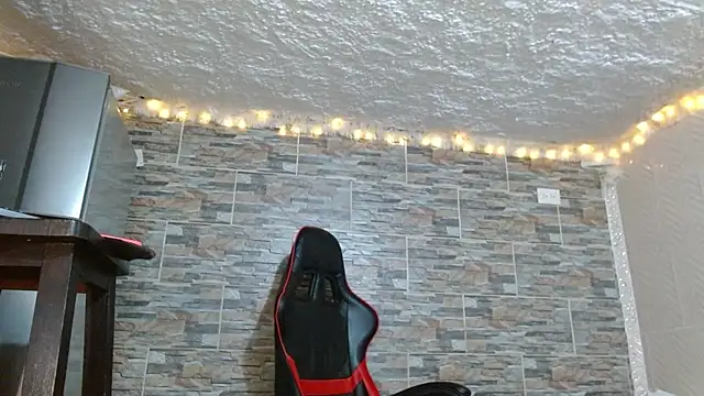 Snapshot of omar_alurba chatting on 02-24-26, 04:16 omar alurba online show from 02-24-26, 04:16