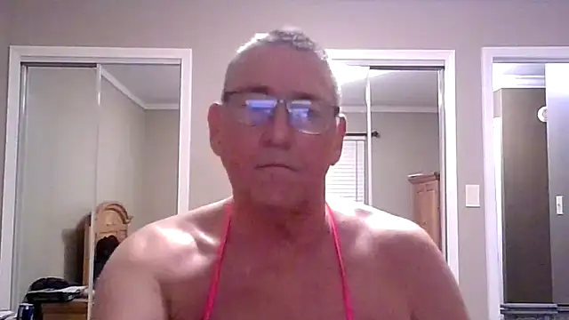 Snapshot of takeitall101 chatting on 11-15-25, 11:10 takeitall101 online show from 11-15-25, 11:10