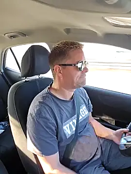 Trucker Hunter online show from 02-09-25, 09:58