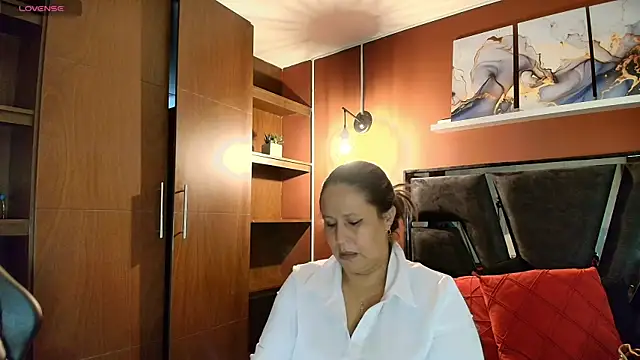 Snapshot of DacotaAndersonDirty chatting on 05-04-26, 11:06 DacotaAndersonDirty online show from 05-04-26, 11:06