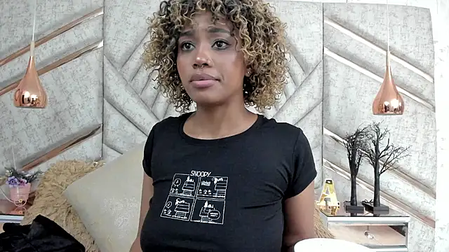 AgataRinaldi online show from 10-23-25, 07:56