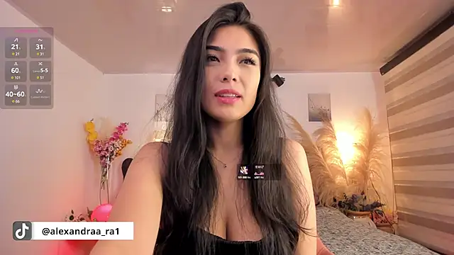Alexandra ra online show from 03-12-25, 12:42