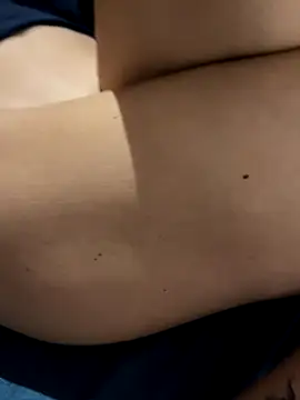 Snapshot of Juna8584 chatting on 11-03-25, 02:35 Juna8584 online show from 11-03-25, 02:35