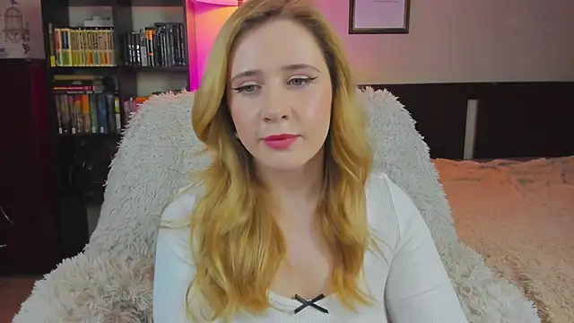 Lav Tender online show from 09-18-25, 09:50