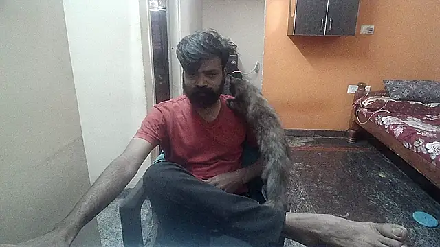 Snapshot of Indiaguy4u chatting on 12-30-24, 02:53 Indiaguy4u online show from 12-30-24, 02:53