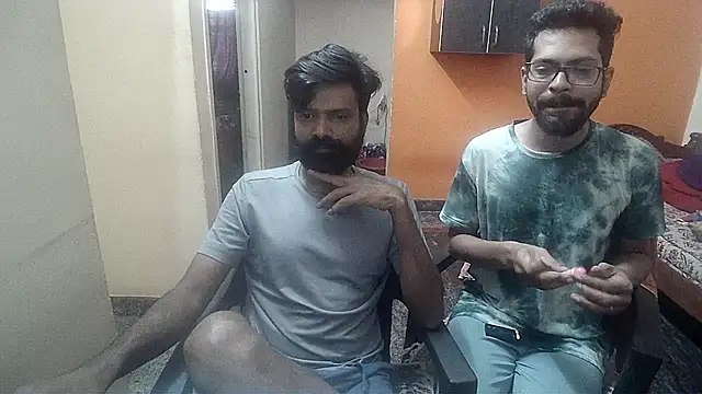 Snapshot of Indiaguy4u chatting on 01-03-25, 07:06 Indiaguy4u online show from 01-03-25, 07:06