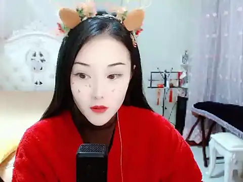 Snapshot of Angel-C chatting on 12-25-24, 01:42 Angel-C online show from 12-25-24, 01:42