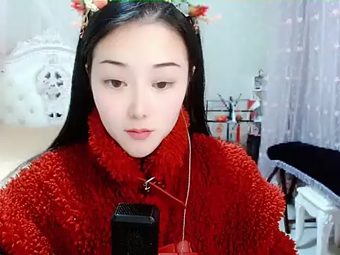 Snapshot of Angel-C chatting on 12-26-24, 01:51 Angel-C online show from 12-26-24, 01:51