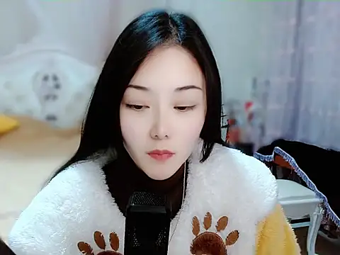 Snapshot of Angel-C chatting on 01-18-25, 01:30 Angel-C online show from 01-18-25, 01:30