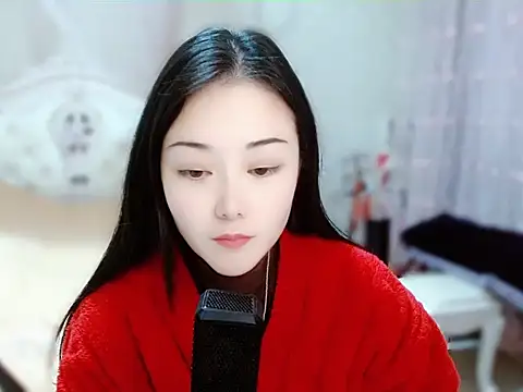 Snapshot of Angel-C chatting on 01-19-25, 01:32 Angel-C online show from 01-19-25, 01:32