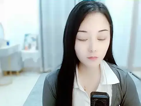 Snapshot of Angel-C chatting on 03-23-25, 01:31 Angel-C online show from 03-23-25, 01:31