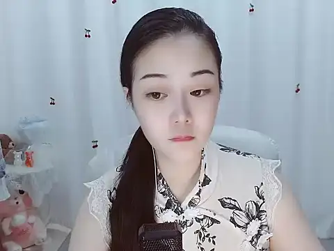 Snapshot of Angel-C chatting on 09-09-25, 01:27 Angel-C online show from 09-09-25, 01:27