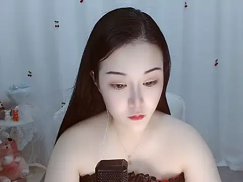 Snapshot of Angel-C chatting on 09-14-25, 01:38 Angel-C online show from 09-14-25, 01:38