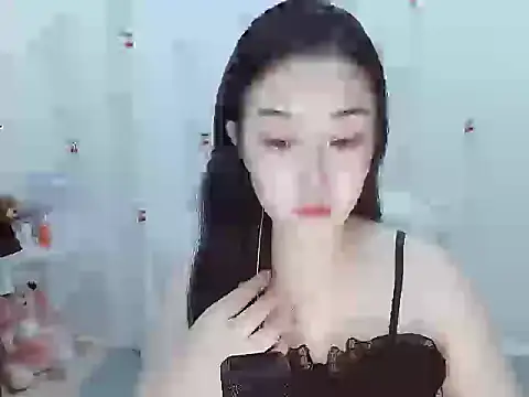 Snapshot of Angel-C chatting on 09-24-25, 01:42 Angel-C online show from 09-24-25, 01:42