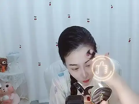 Snapshot of Angel-C chatting on 10-03-25, 01:35 Angel-C online show from 10-03-25, 01:35