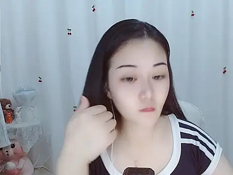 Snapshot of Angel-C chatting on 10-23-25, 01:38 Angel-C online show from 10-23-25, 01:38