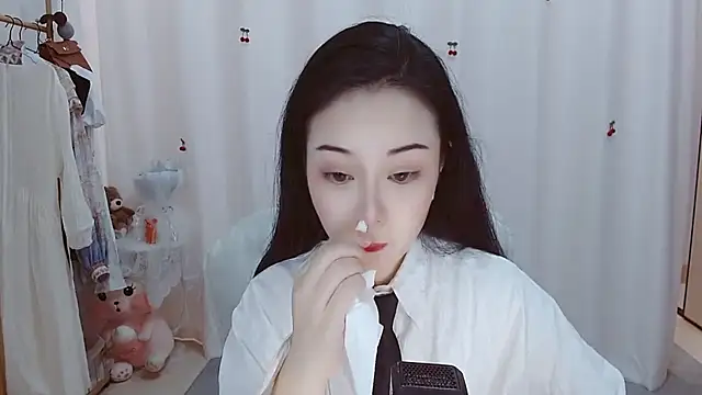 Snapshot of Angel-C chatting on 11-20-25, 01:39 Angel-C online show from 11-20-25, 01:39