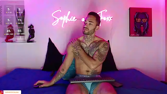 SophieFoxx17 online show from 03-04-25, 01:12