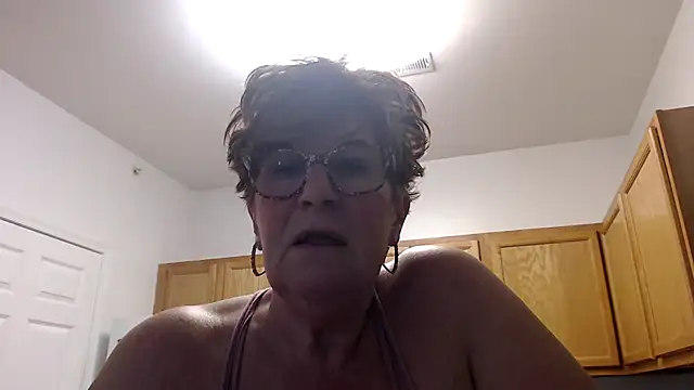 Snapshot of plusizebigbooty chatting on 02-08-25, 10:29 plusizebigbooty online show from 02-08-25, 10:29