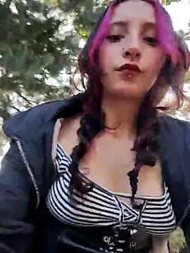  Laary online show from 10-04-25, 09:02