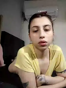 Snapshot of camilabunnyxxx chatting on 12-10-24, 03:41 camilabunnyxxx online show from 12-10-24, 03:41