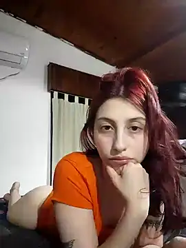 Snapshot of camilabunnyxxx chatting on 12-14-24, 02:45 camilabunnyxxx online show from 12-14-24, 02:45