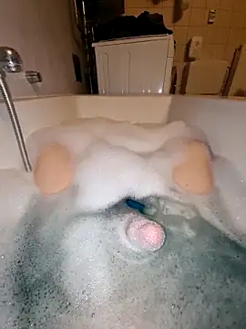 toeloverlive online show from 11-25-25, 07:36