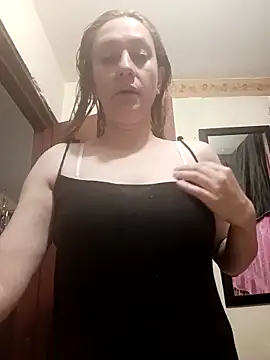 Snapshot of amelie2lov3 chatting on 02-24-26, 03:32 amelie2lov3 online show from 02-24-26, 03:32