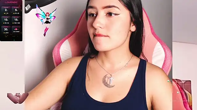 Snapshot of Danae_999 chatting on 10-06-25, 11:24 Danae 999 online show from 10-06-25, 11:24