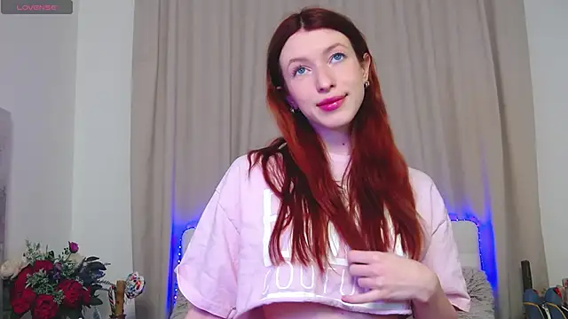 WildRedBerry online show from 03-11-25, 07:26