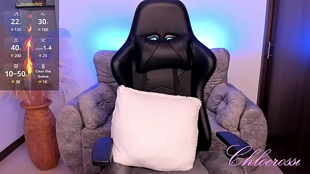 chloerossi online show from 02-13-25, 10:43