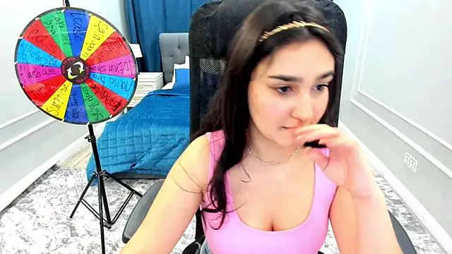 Snapshot of GoldenHeart_1 chatting on 01-28-25, 02:21 GoldenHeart 1 online show from 01-28-25, 02:21