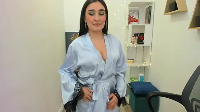 Snapshot of GoldenHeart_1 chatting on 03-06-25, 06:37 GoldenHeart 1 online show from 03-06-25, 06:37